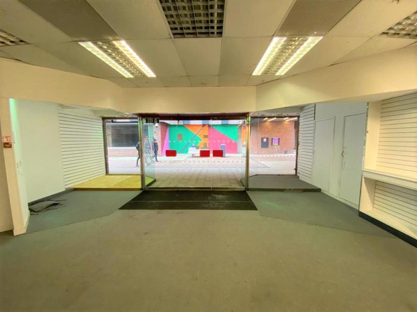 St. Centre, Gravesend, Kent Sealeys Estate Agents Limited t/a